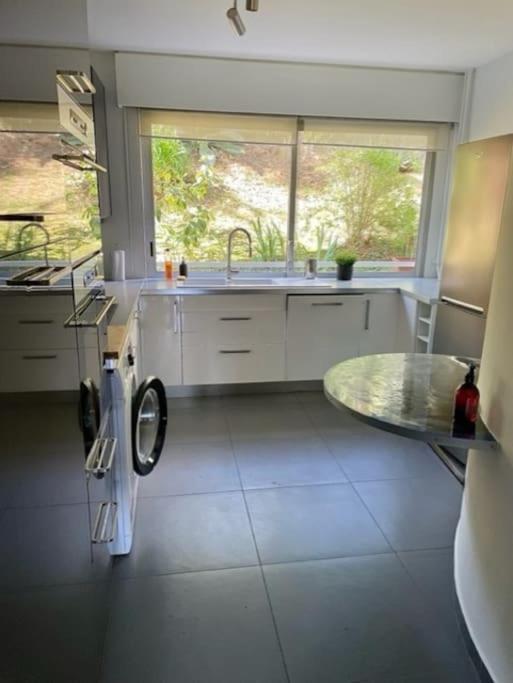 Appartement En Residence Avec Piscine, Cinema Nizza Kültér fotó