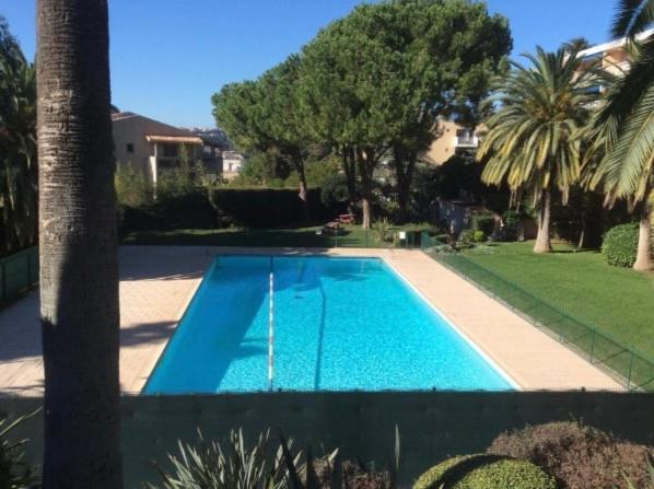 Appartement En Residence Avec Piscine, Cinema Nizza Kültér fotó